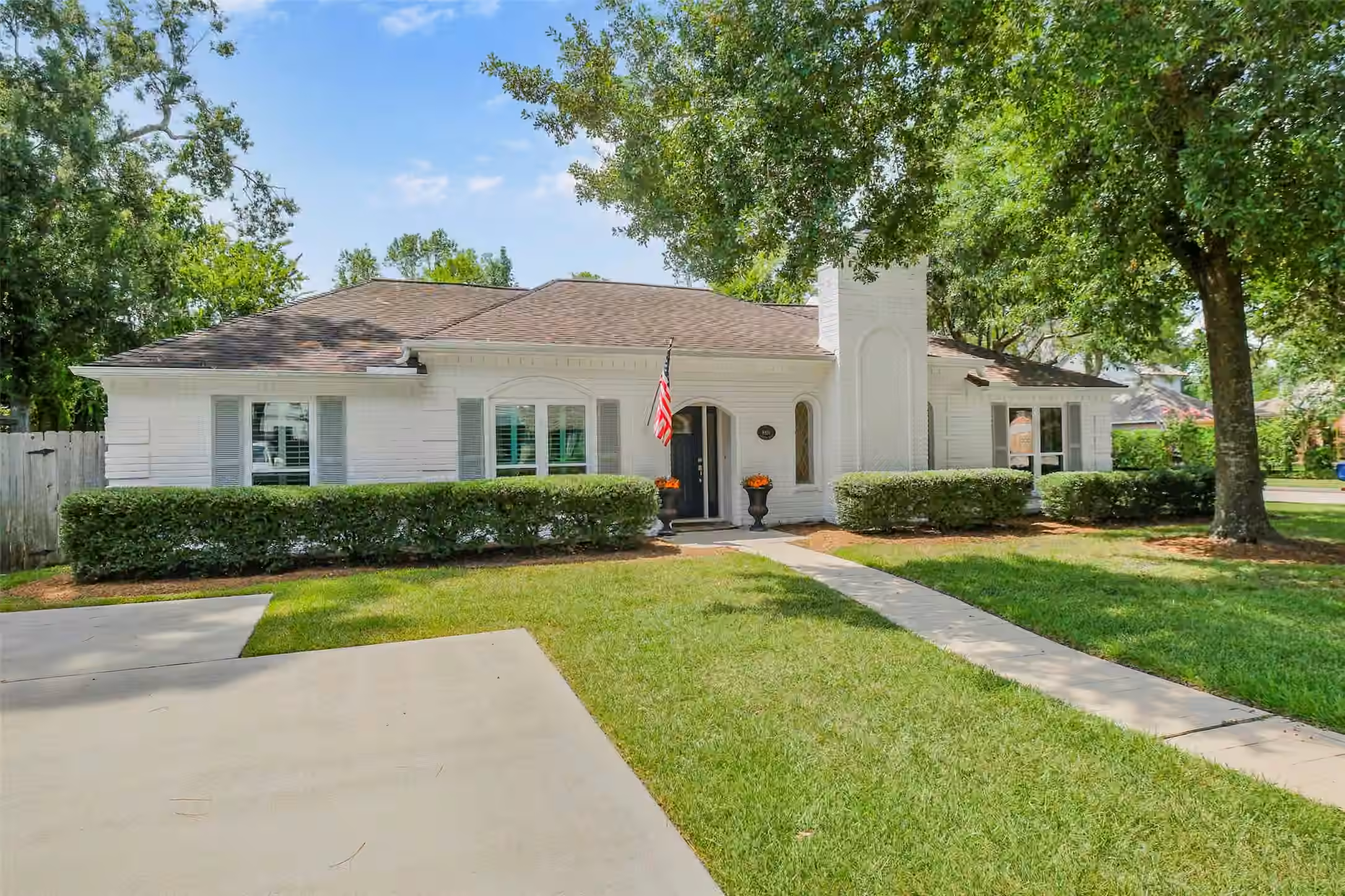 Photo 4 of 8851 Larston Street, Houston, TX
