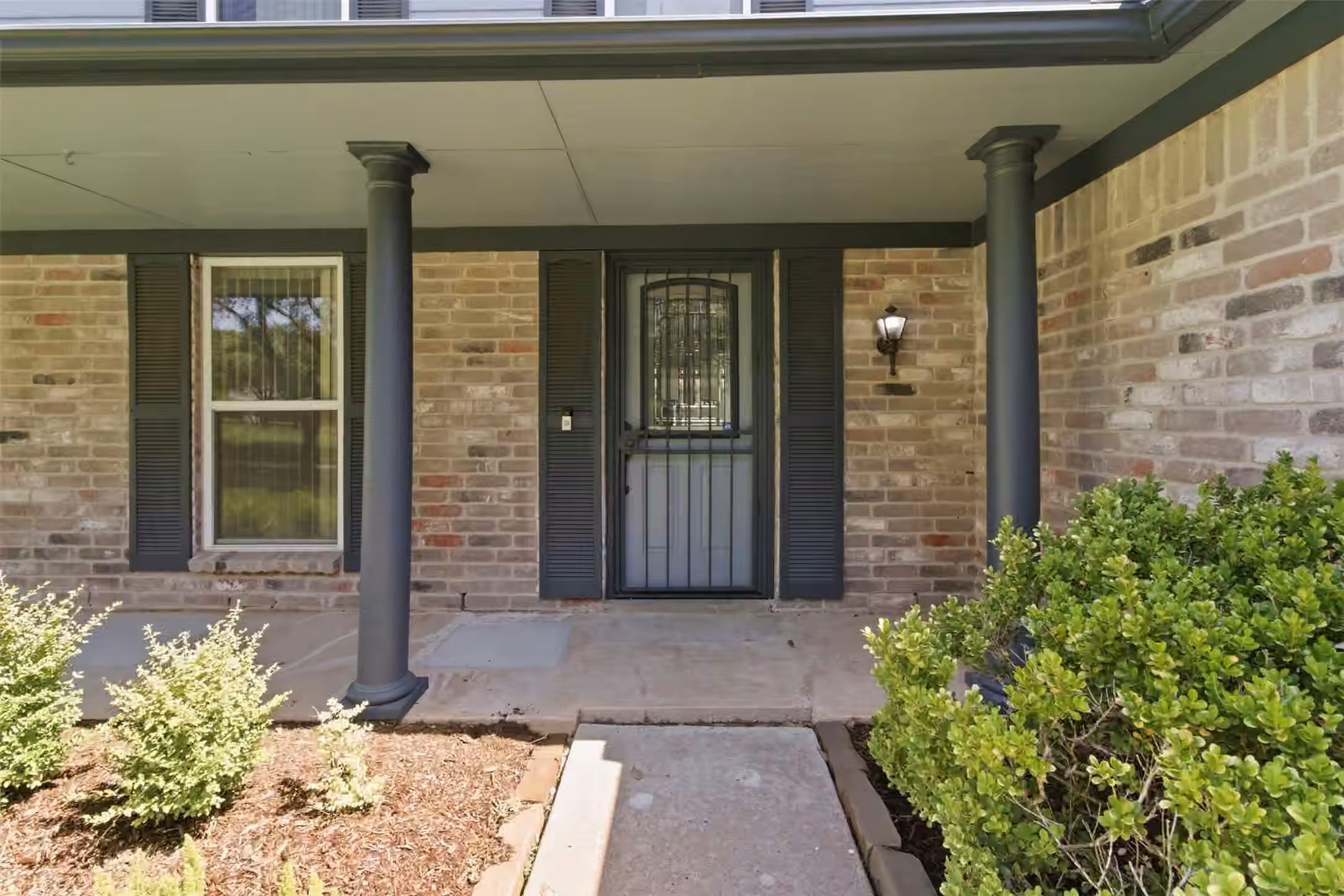 Photo 5 of 3226 Lakefield Way, Sugar Land, TX