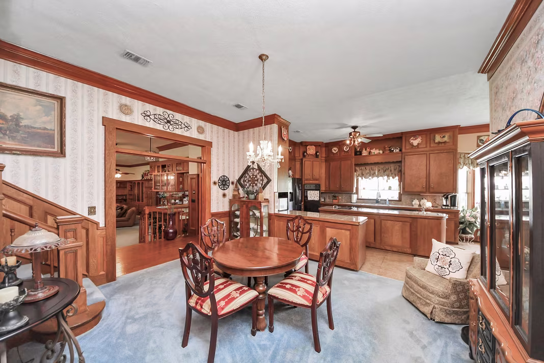 Photo 4 of 7018 Railroad Street, Wallis, TX