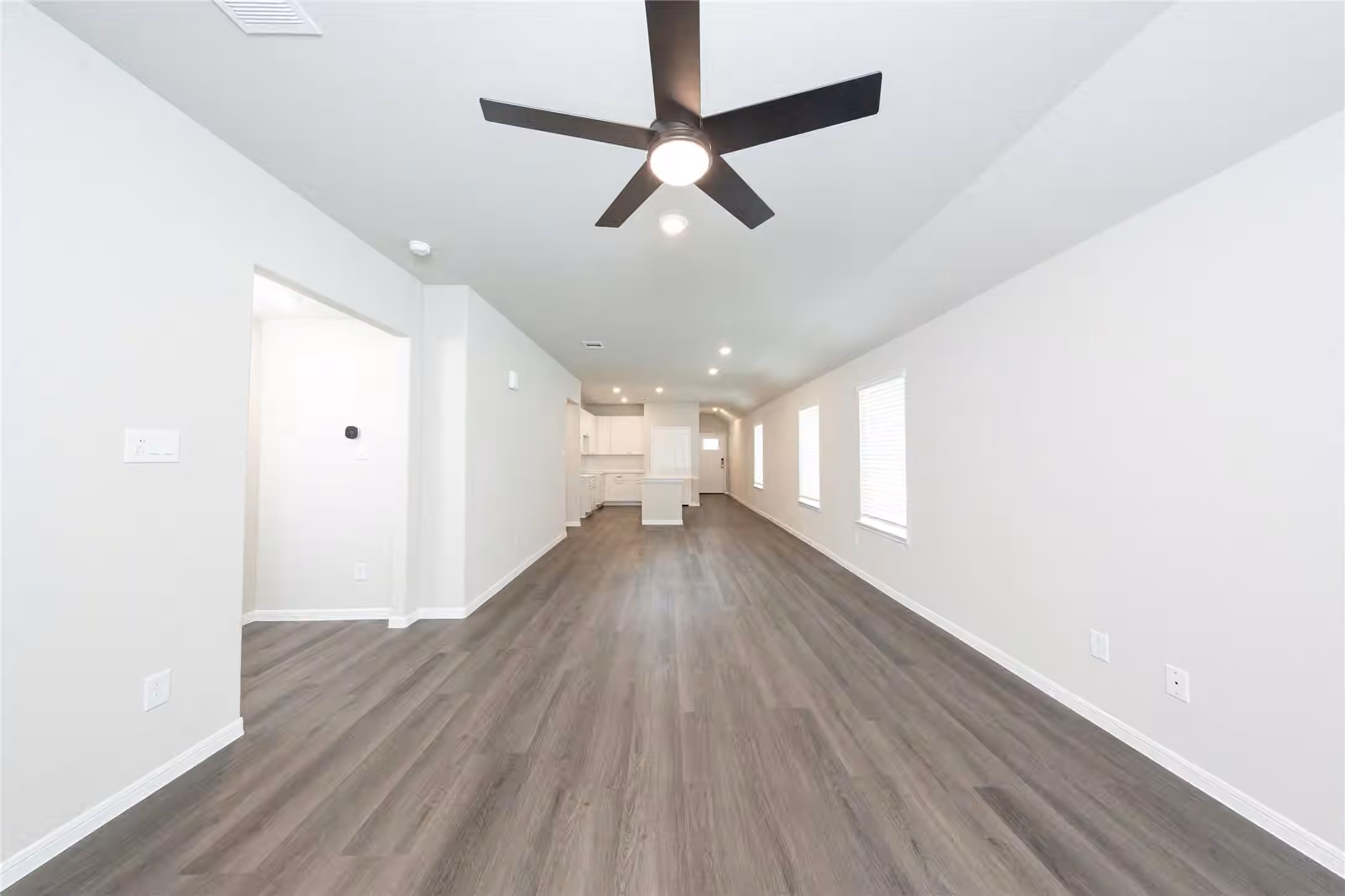 Photo 7 of 2122 Creole Creek Lane, Houston, TX