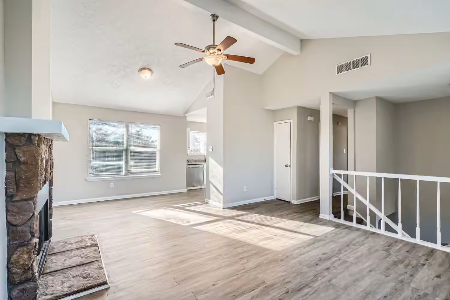 Photo 4 of 2801 Custer Drive, League City, TX