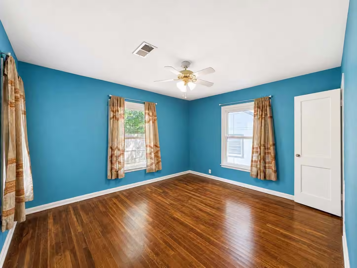 Photo 7 of 2506 Edgewood Street, Liberty, TX