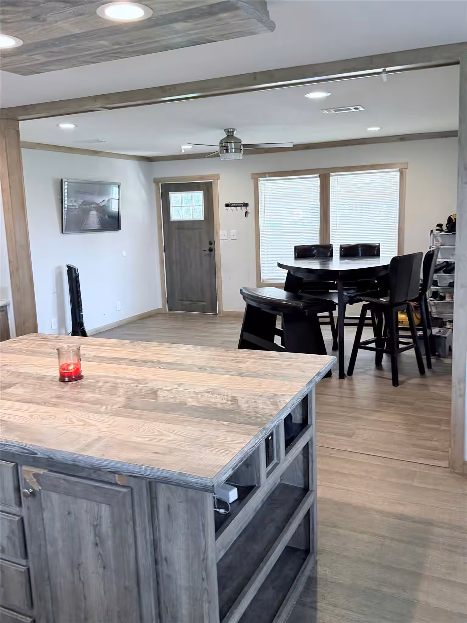Photo 6 of 15541 Schank Road, Conroe, TX