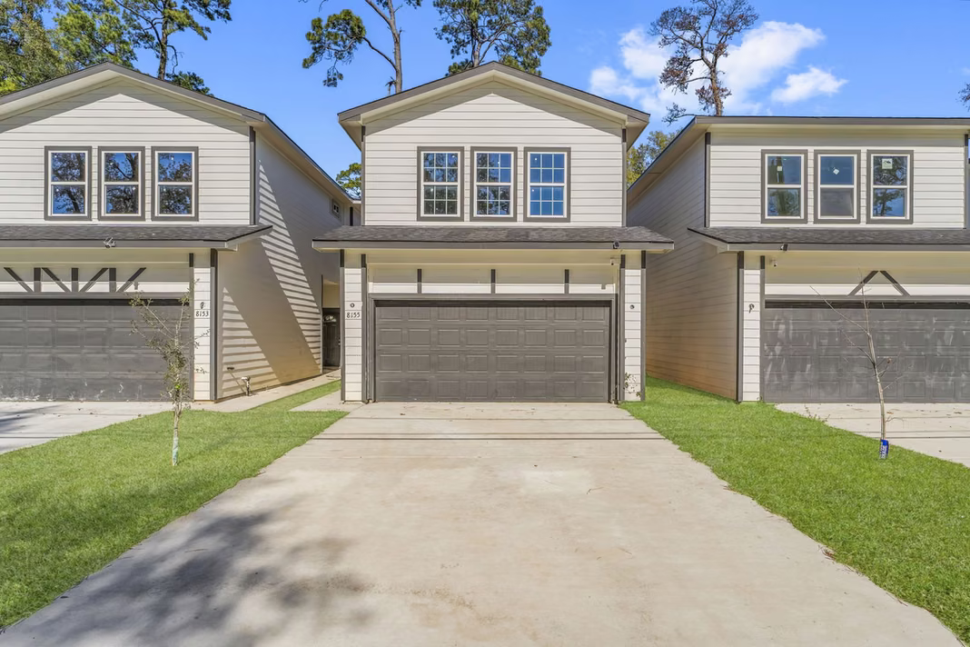 Photo 2 of 8155 Crestview Drive, Houston, TX
