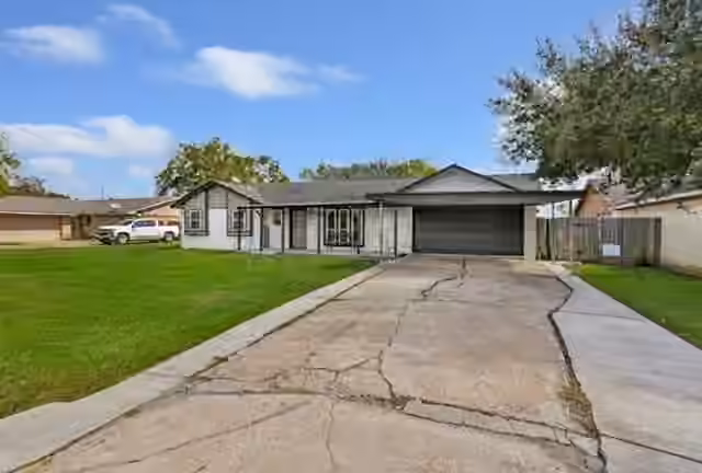 Photo 3 of 15816 Ramsey Road, Crosby, TX