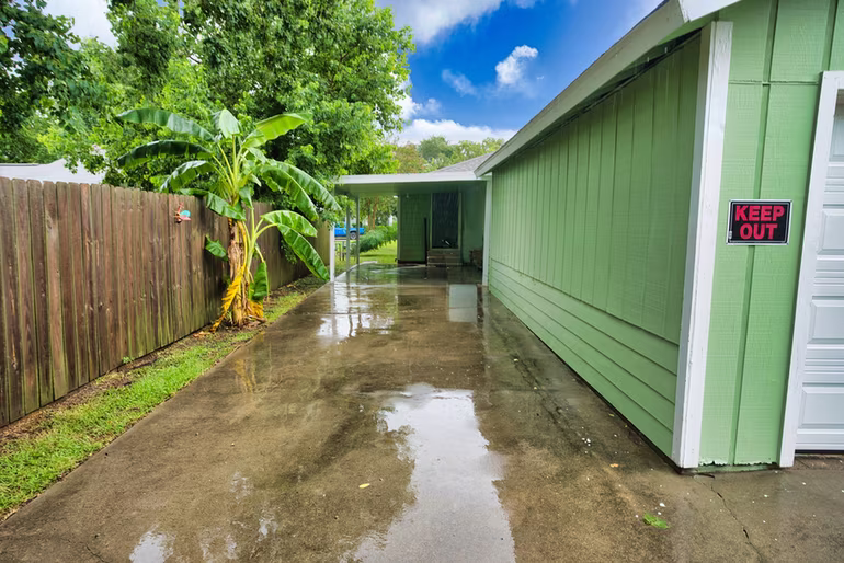 Photo 6 of 1619 W 8th Street, Freeport, TX