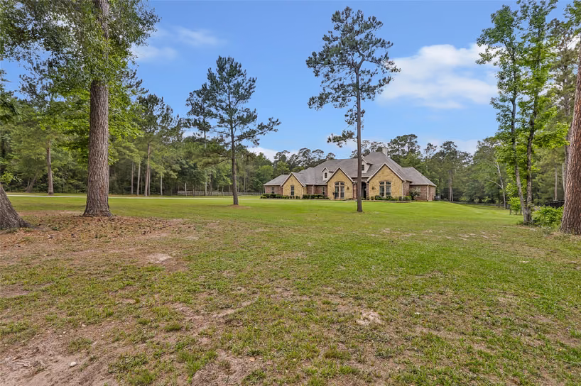 Photo 4 of 229 Sundog Road, Huntsville, TX
