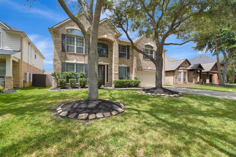 Photo 3 of 810 Almond Pointe, League City, TX