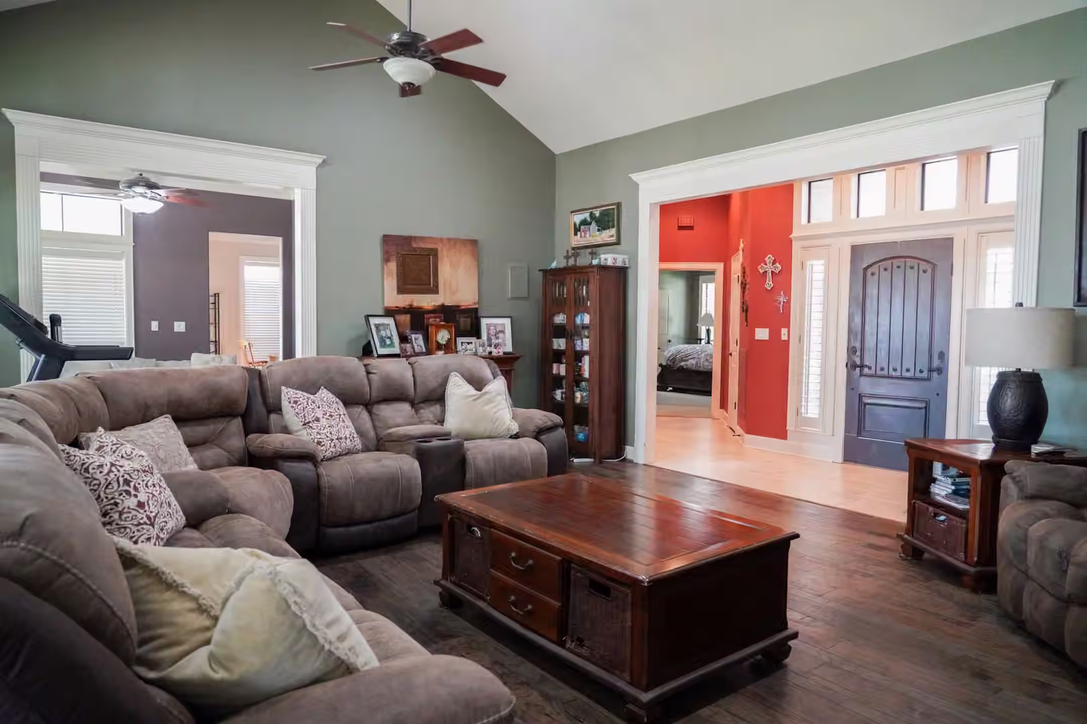 Photo 5 of 2915 Willow Creek Drive, El Campo, TX