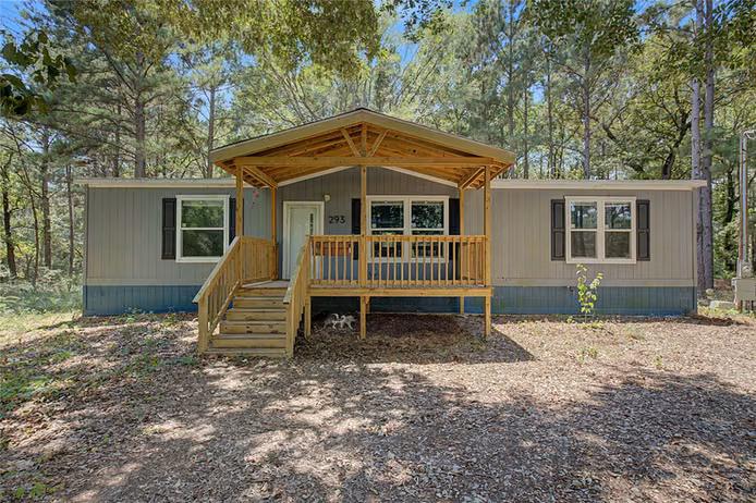 Photo of 293 Robinson Creek Road A, Huntsville, TX 77340