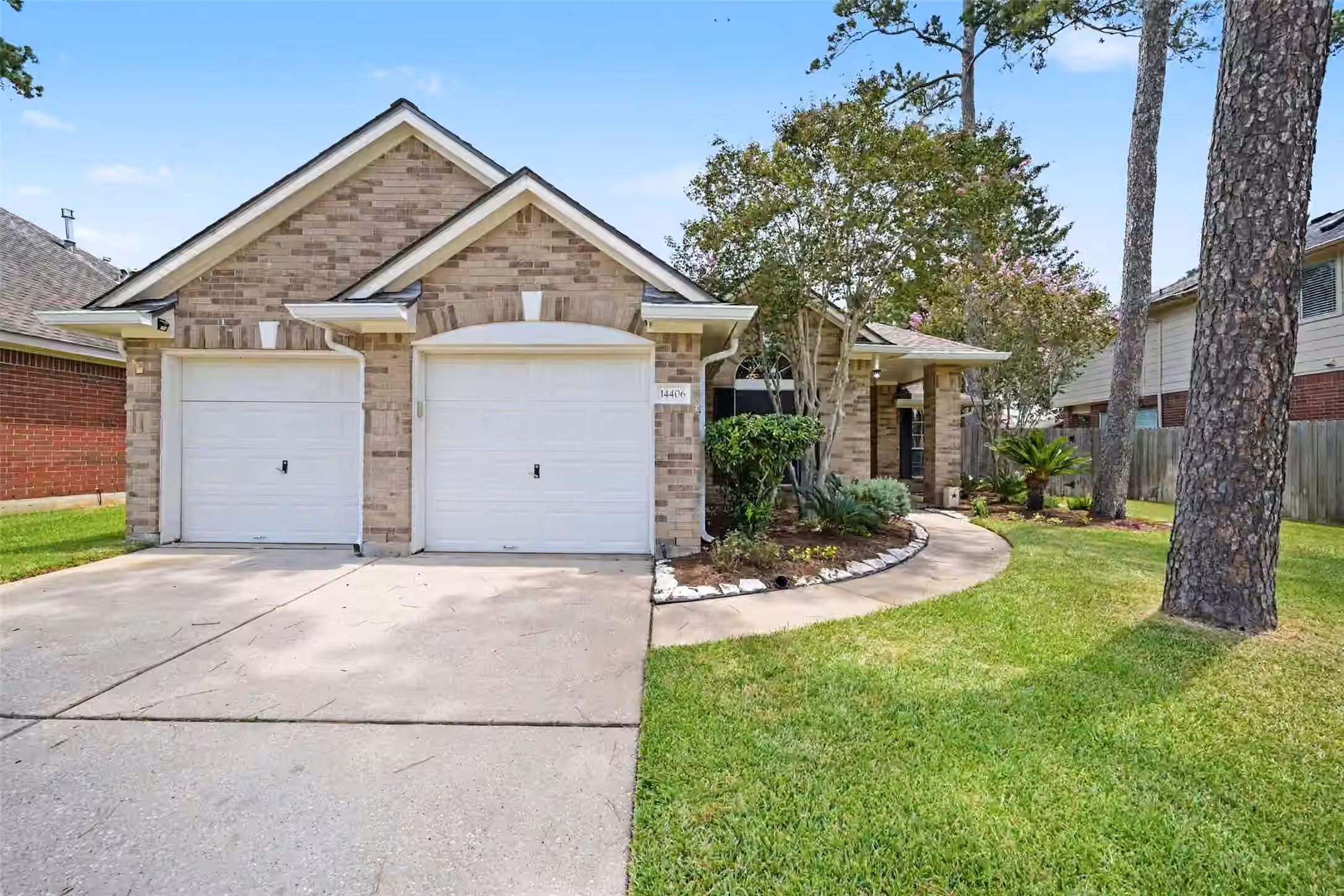 Photo 2 of 14406 Sandalin Drive, Cypress, TX