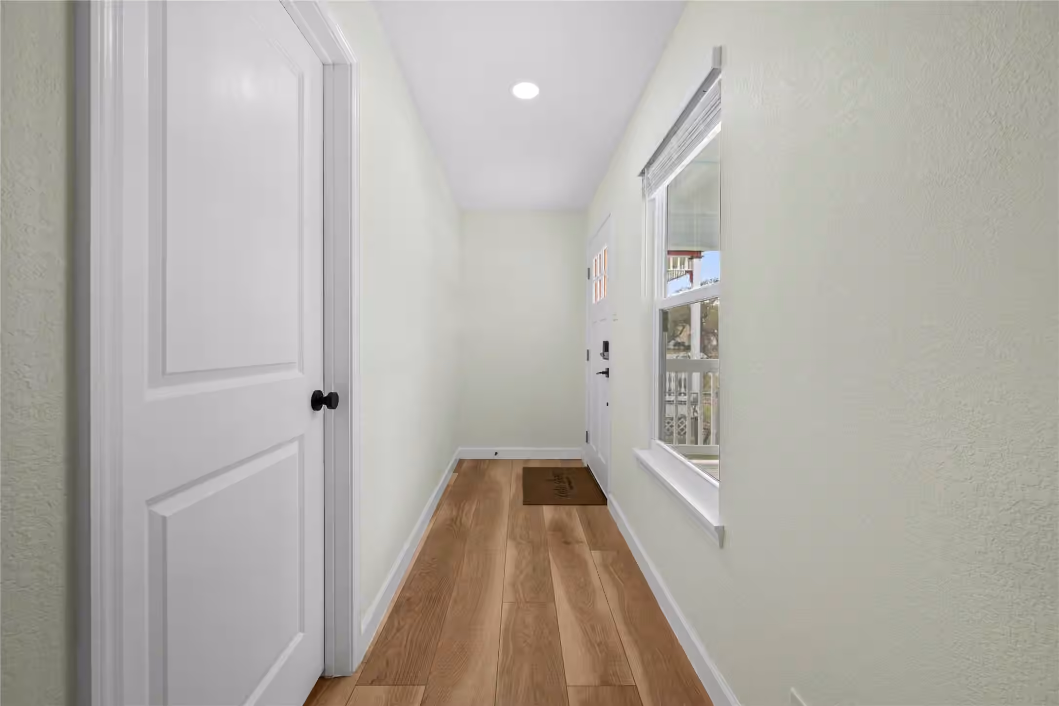 Photo 3 of 2811 Avenue O 1/2, Galveston, TX