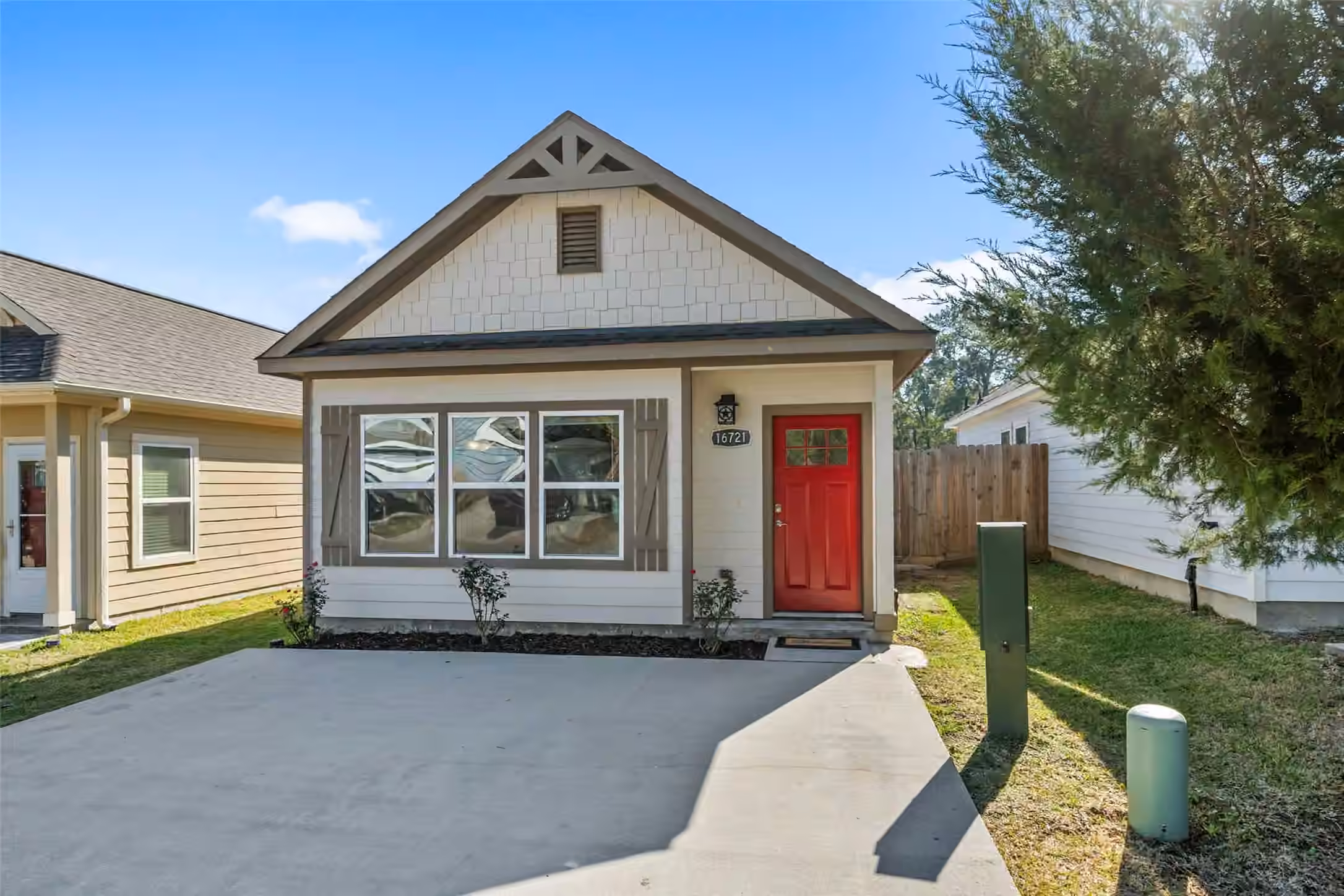 Photo of 16721 Stonefield, Montgomery, TX 77316
