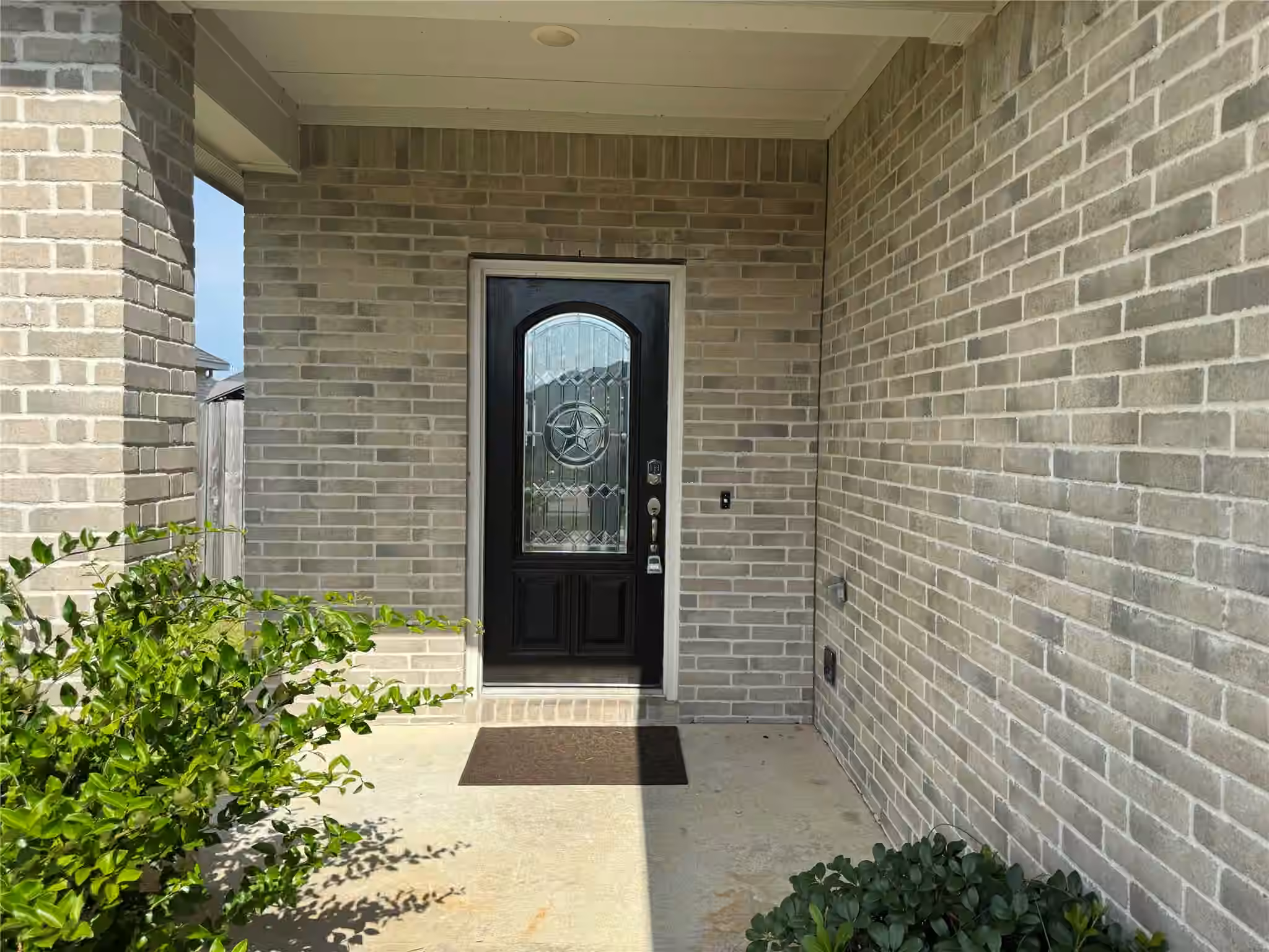 Photo 3 of 8011 Grandstand Parkway, Fulshear, TX