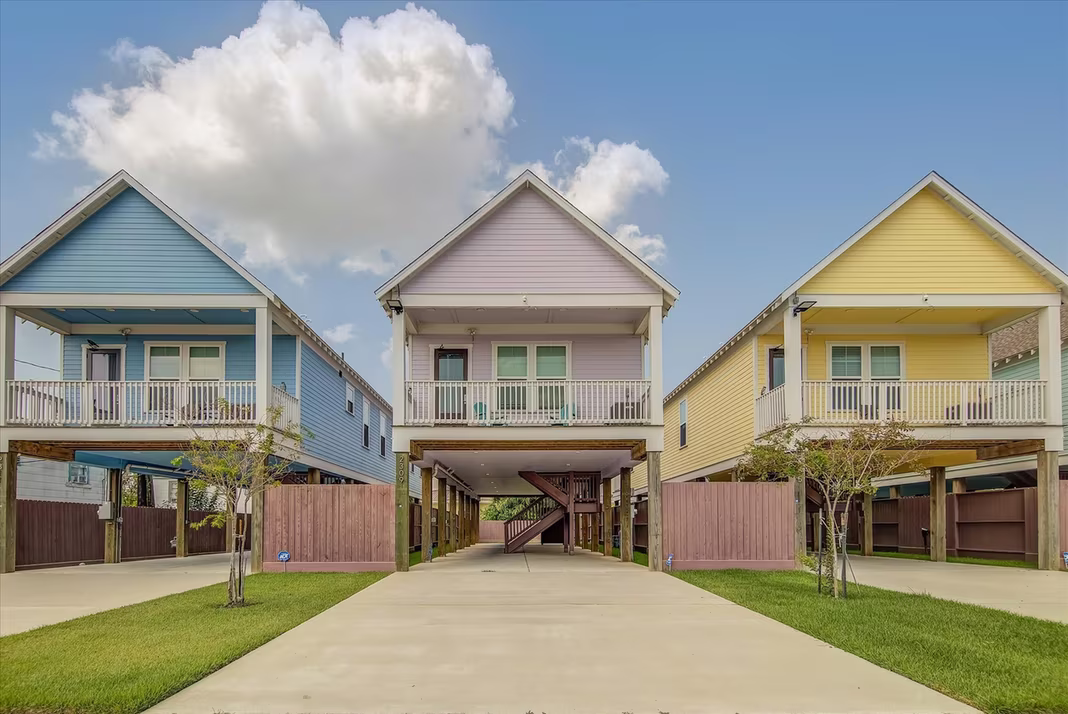 Photo 3 of 2309 67th Street, Galveston, TX