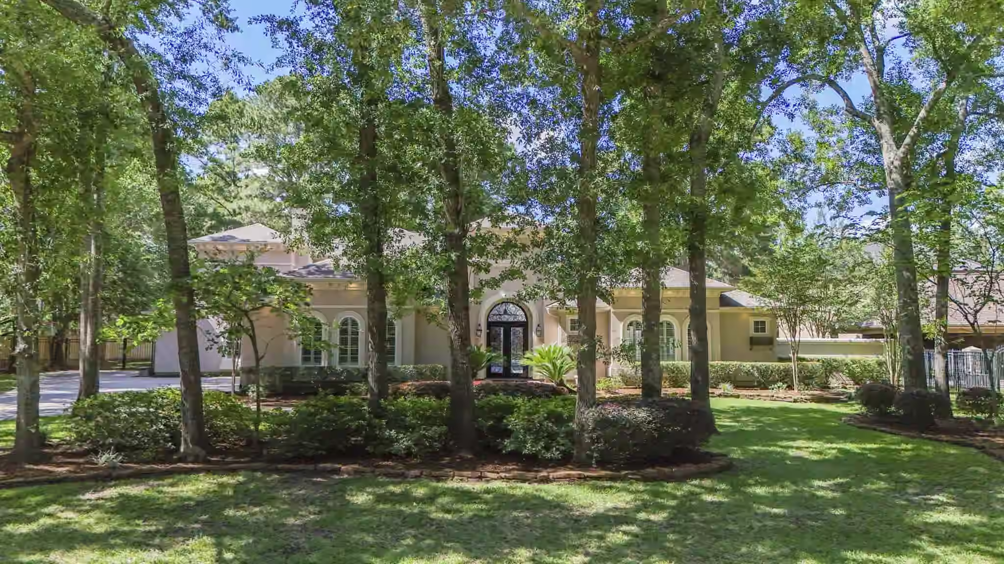 Photo 3 of 11918 Waterford Estates Court, Tomball, TX