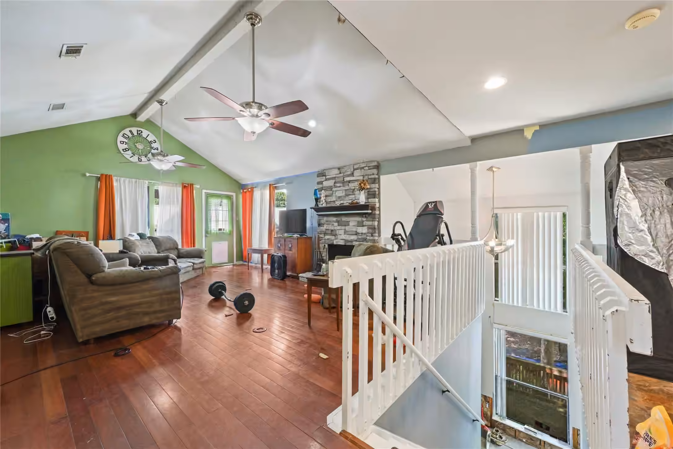 Photo 7 of 107 Harbour Town Lane, Conroe, TX