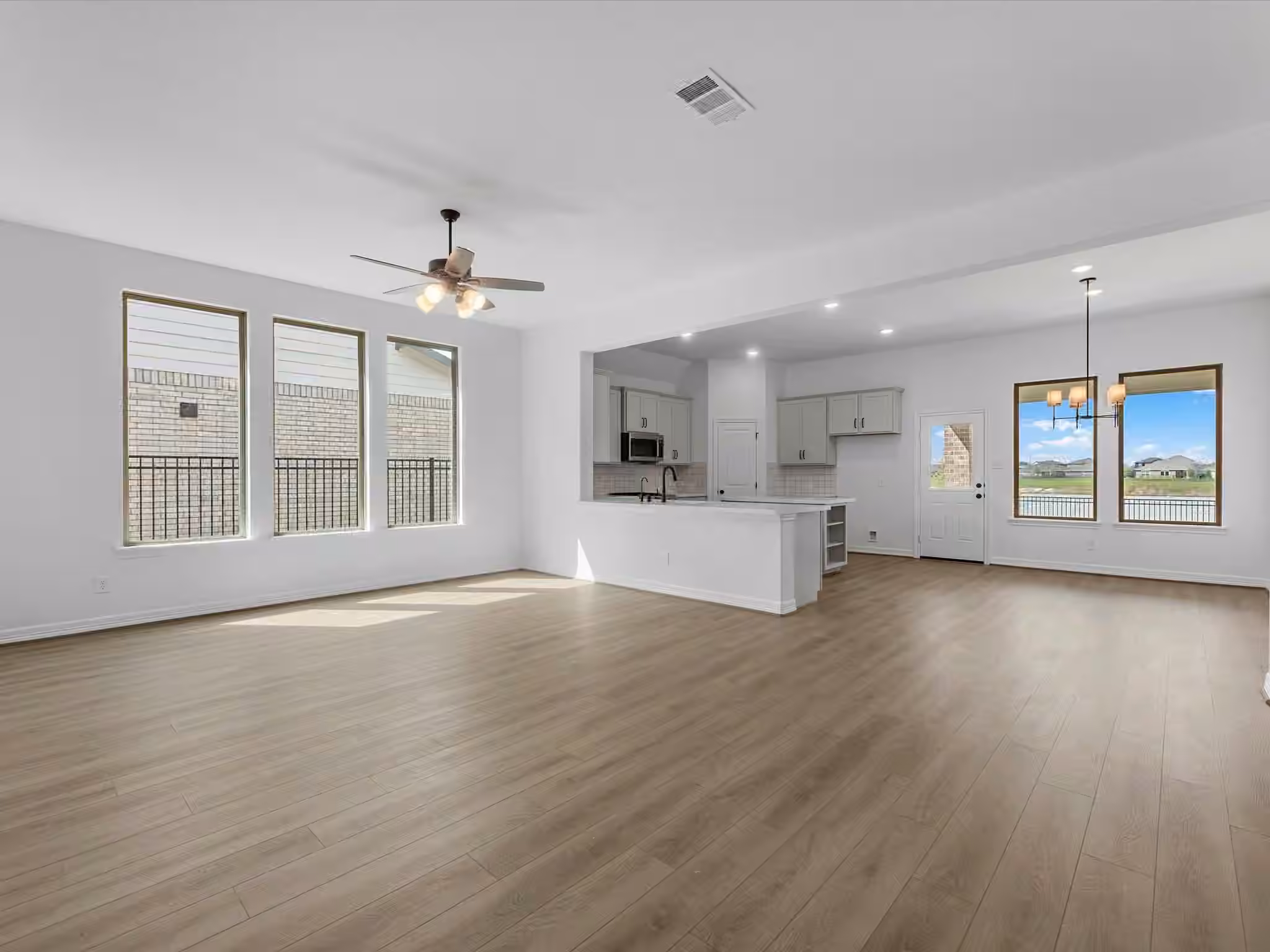 Photo 7 of 2147 Birch Brook Lane, Crosby, TX