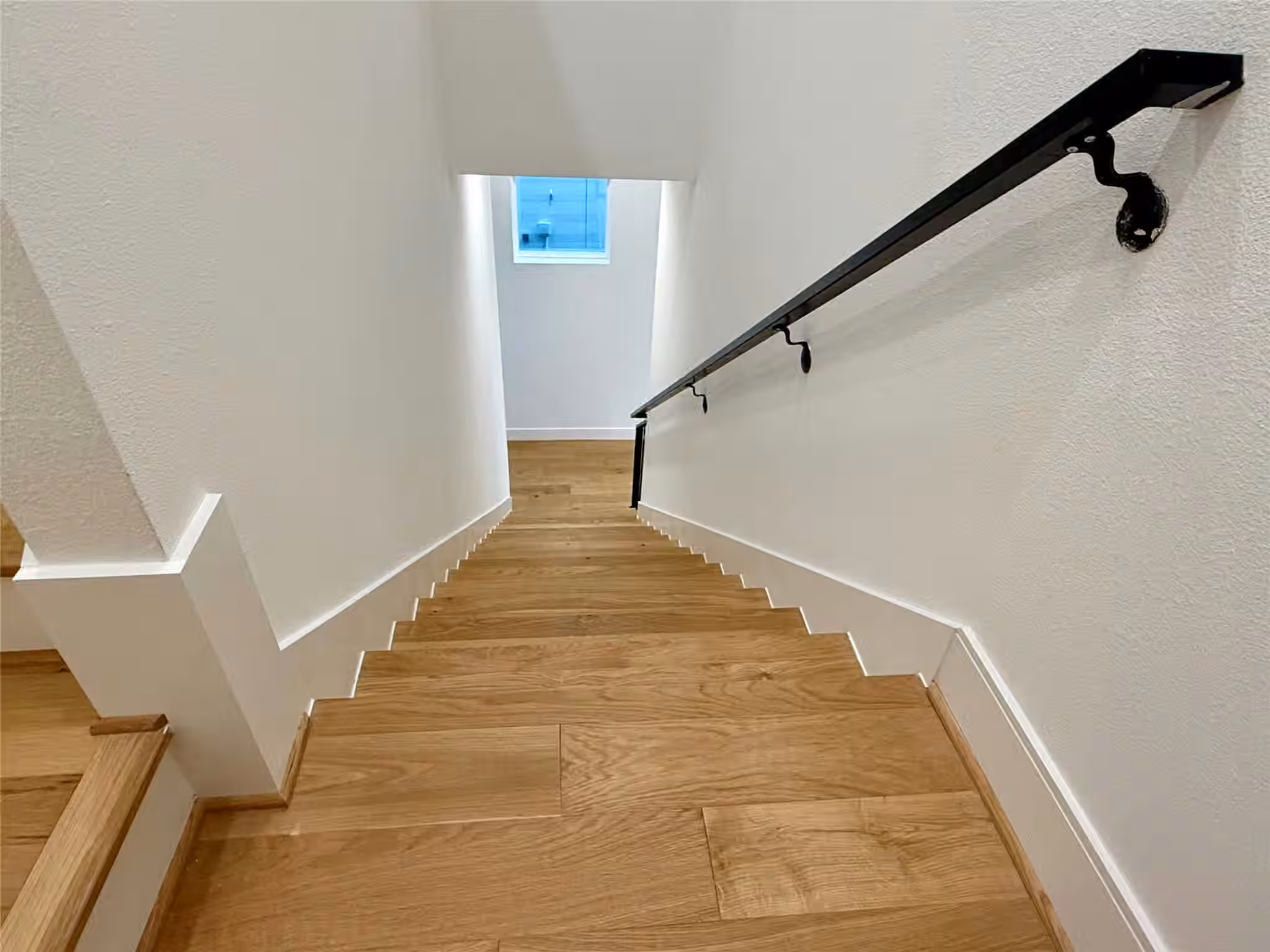 Photo 4 of 9807 Hope Harbor Lane, Houston, TX