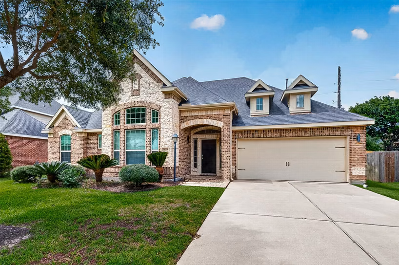 Photo 2 of 9119 Turnbull Lane, Rosenberg, TX