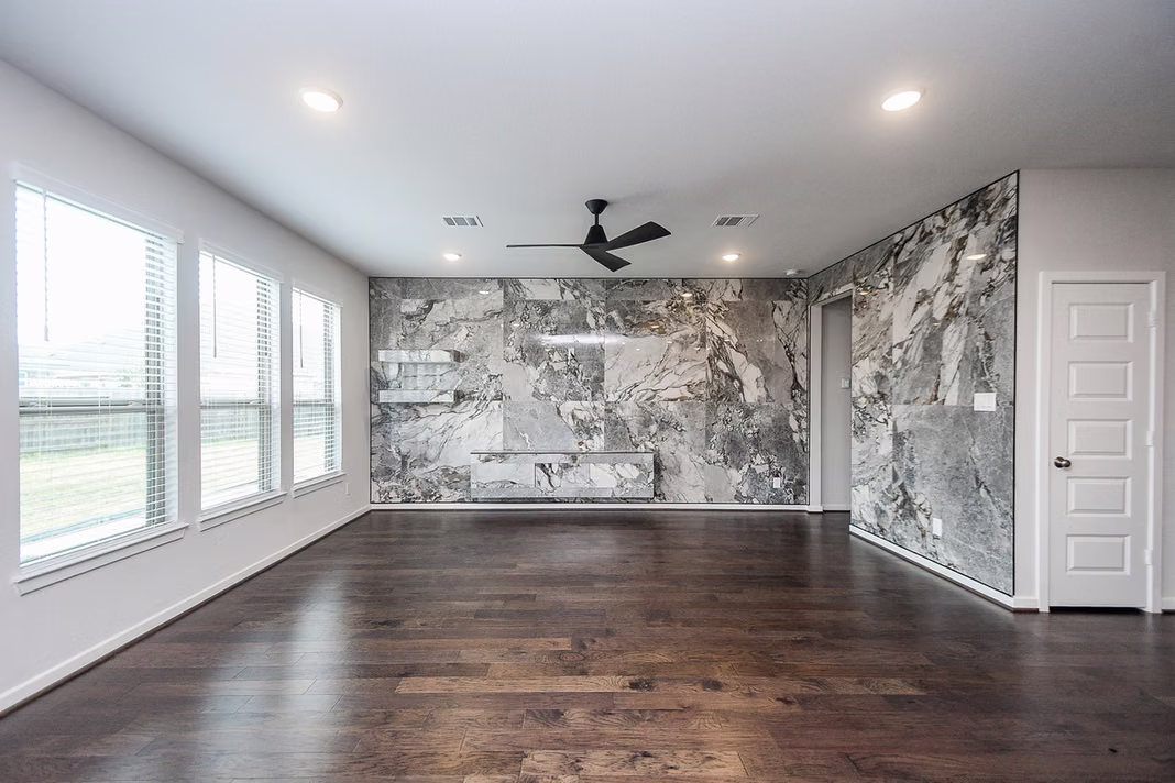 Photo 7 of 7702 KENORA Way, Richmond, TX