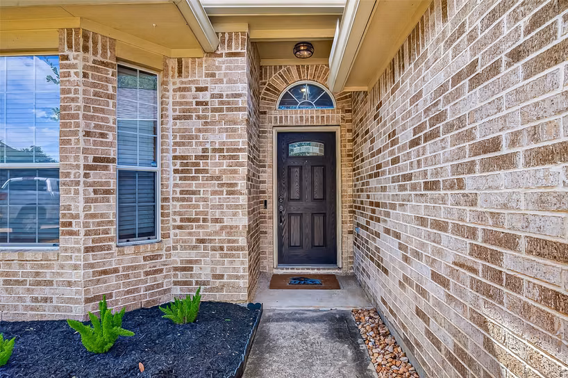 Photo 2 of 15827 Parmley Creek Court, Cypress, TX