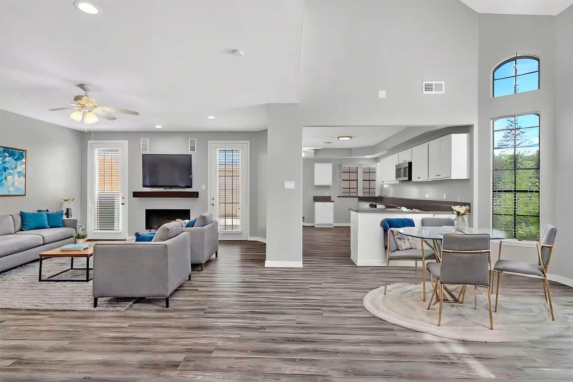 Photo 6 of 12929 Kingsbridge Lane, Houston, TX