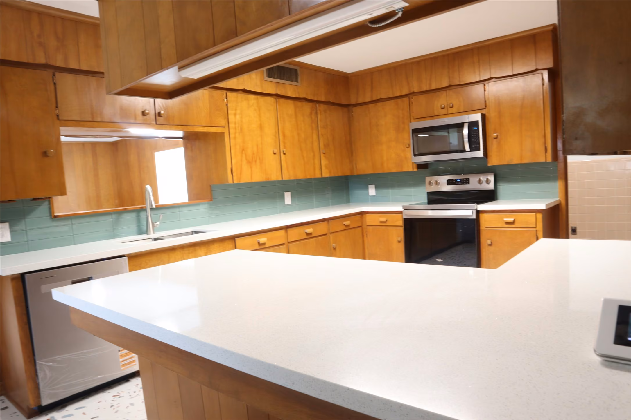 Photo 6 of 1903 Evergreen Lane, La Marque, TX