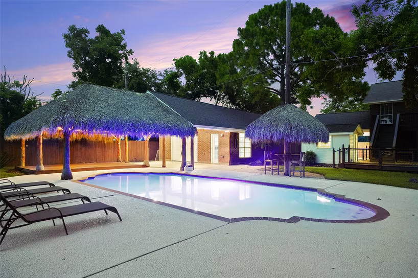 Photo 4 of 1910 Avenue L, Santa Fe, TX
