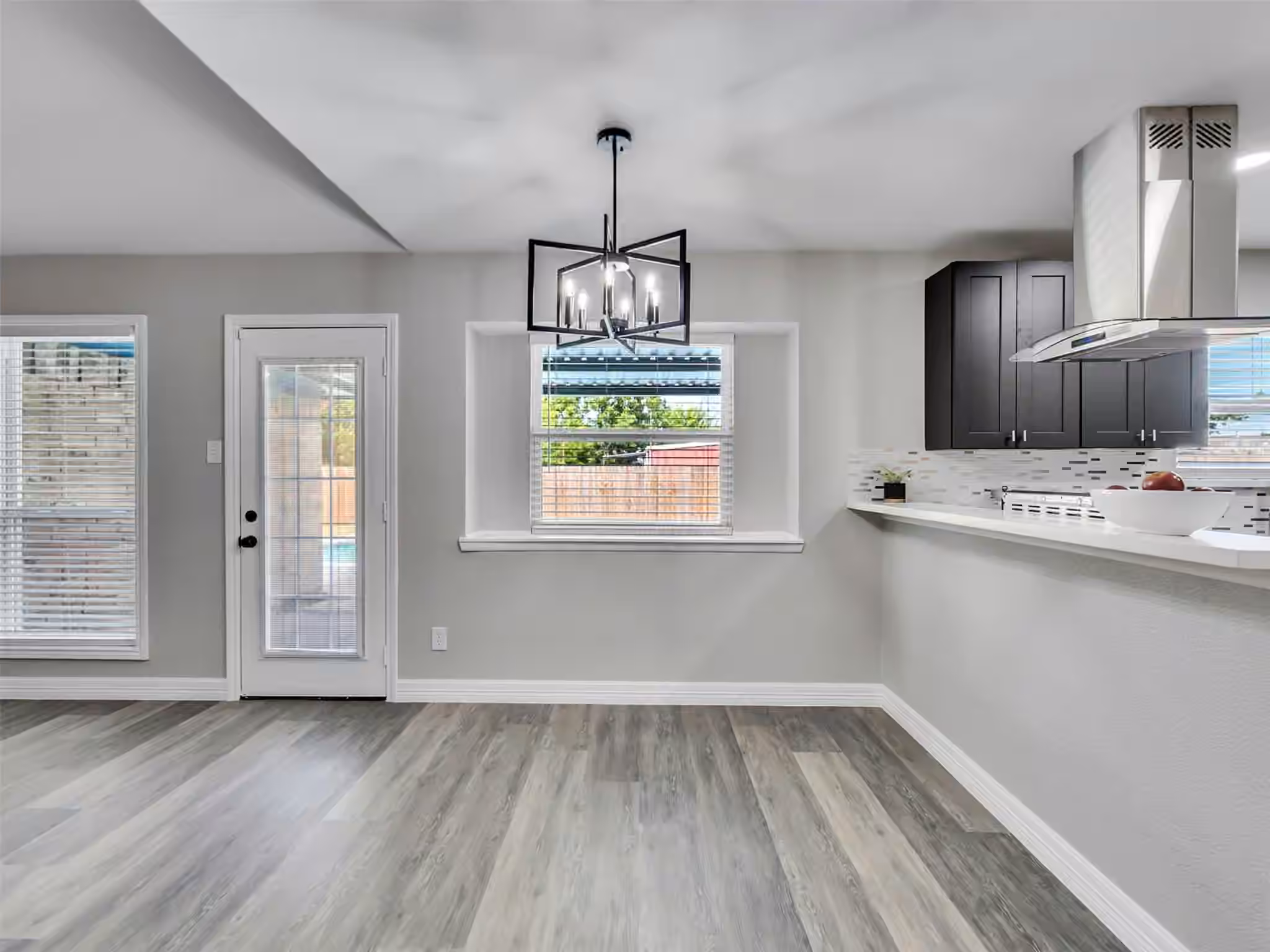 Photo 7 of 1414 Louisiana Avenue, Deer Park, TX