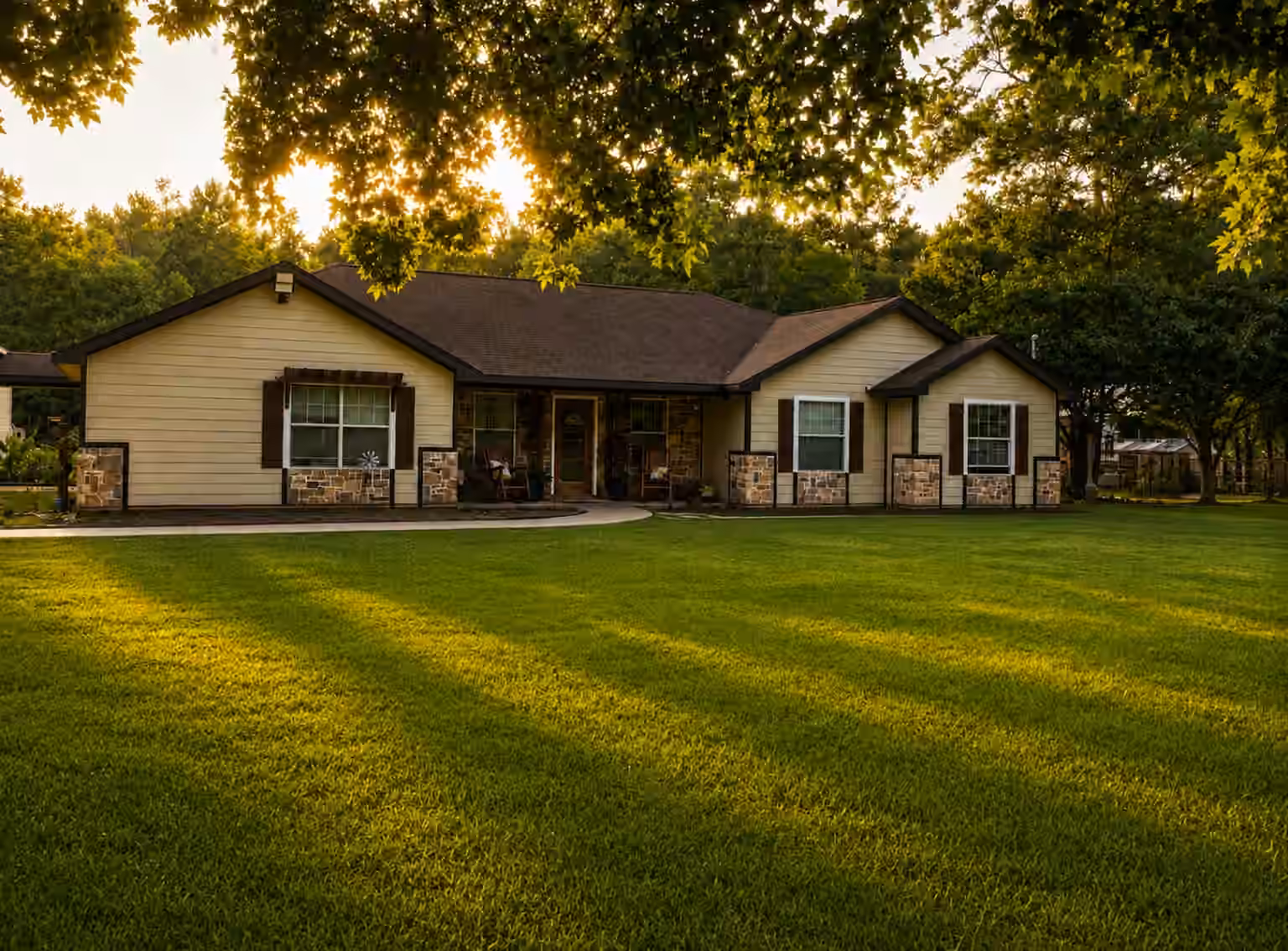 Photo of 124 County Road 3185, Cleveland, TX 77327