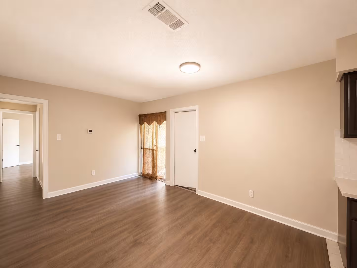 Photo 3 of 12610 S Coast Drive, Houston, TX