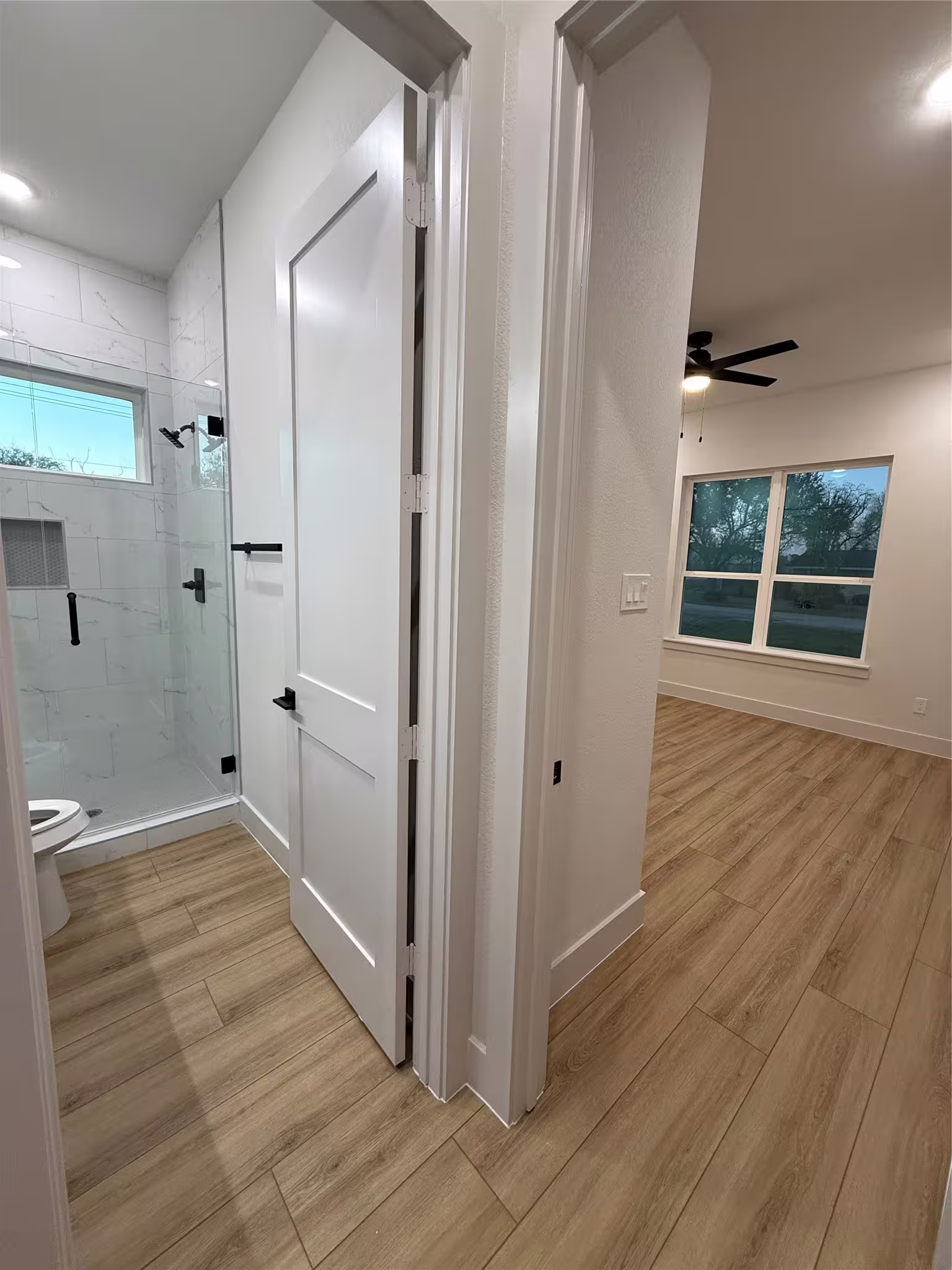 Photo 3 of 6018 Becky Lane, Pearland, TX
