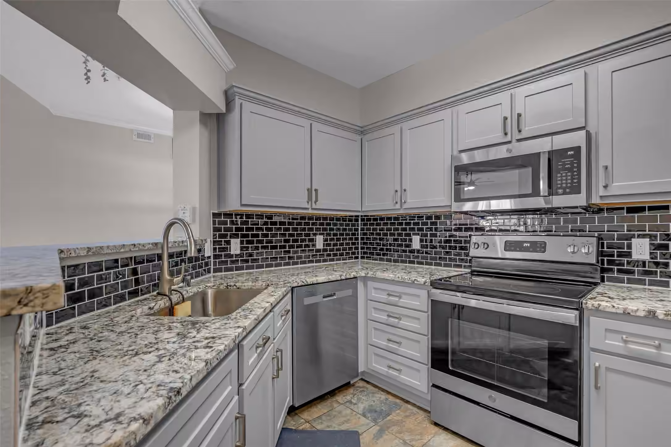 Photo 3 of 1330 Old Spanish Trail 1305, Houston, TX