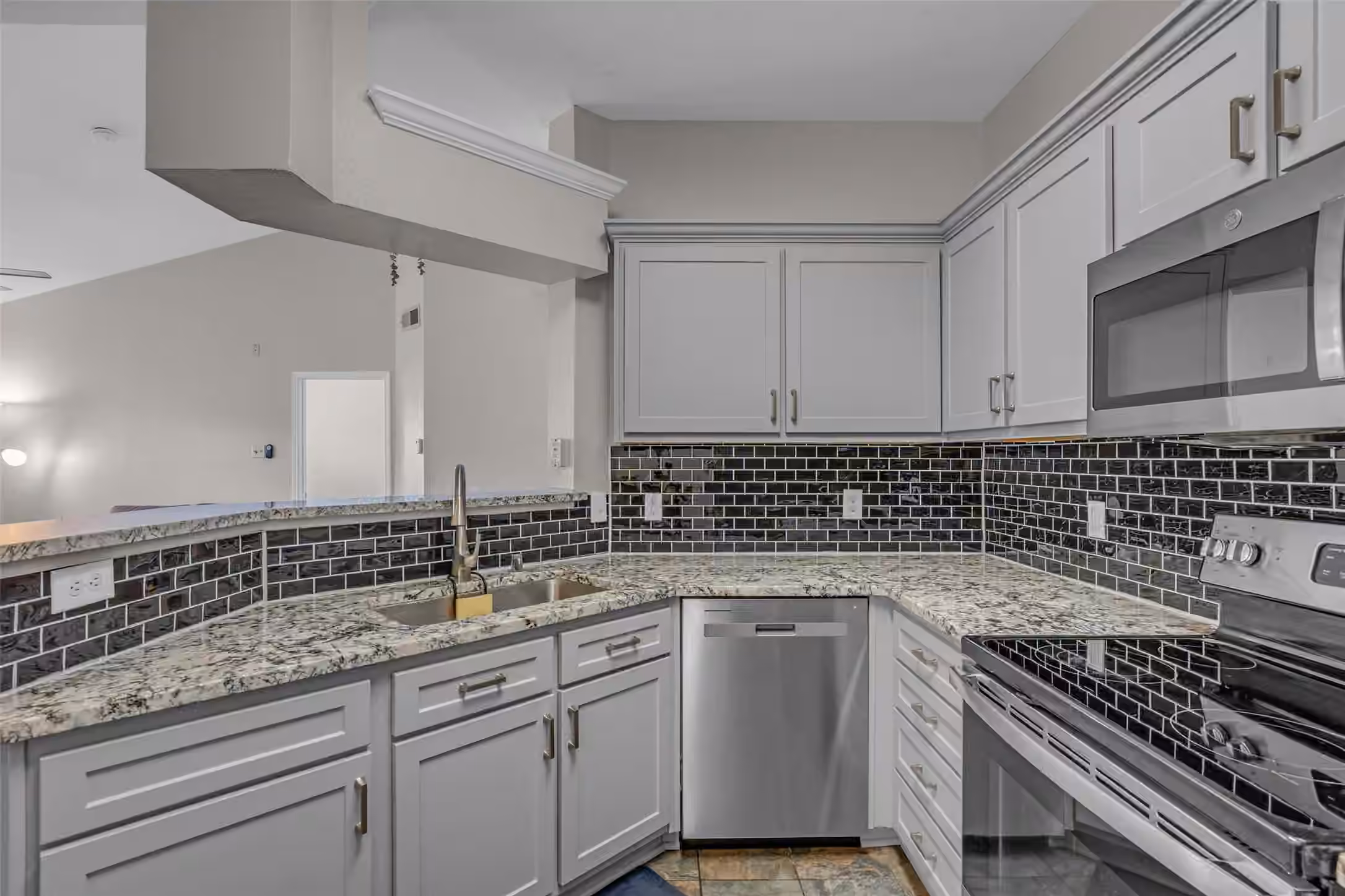 Photo 4 of 1330 Old Spanish Trail 1305, Houston, TX