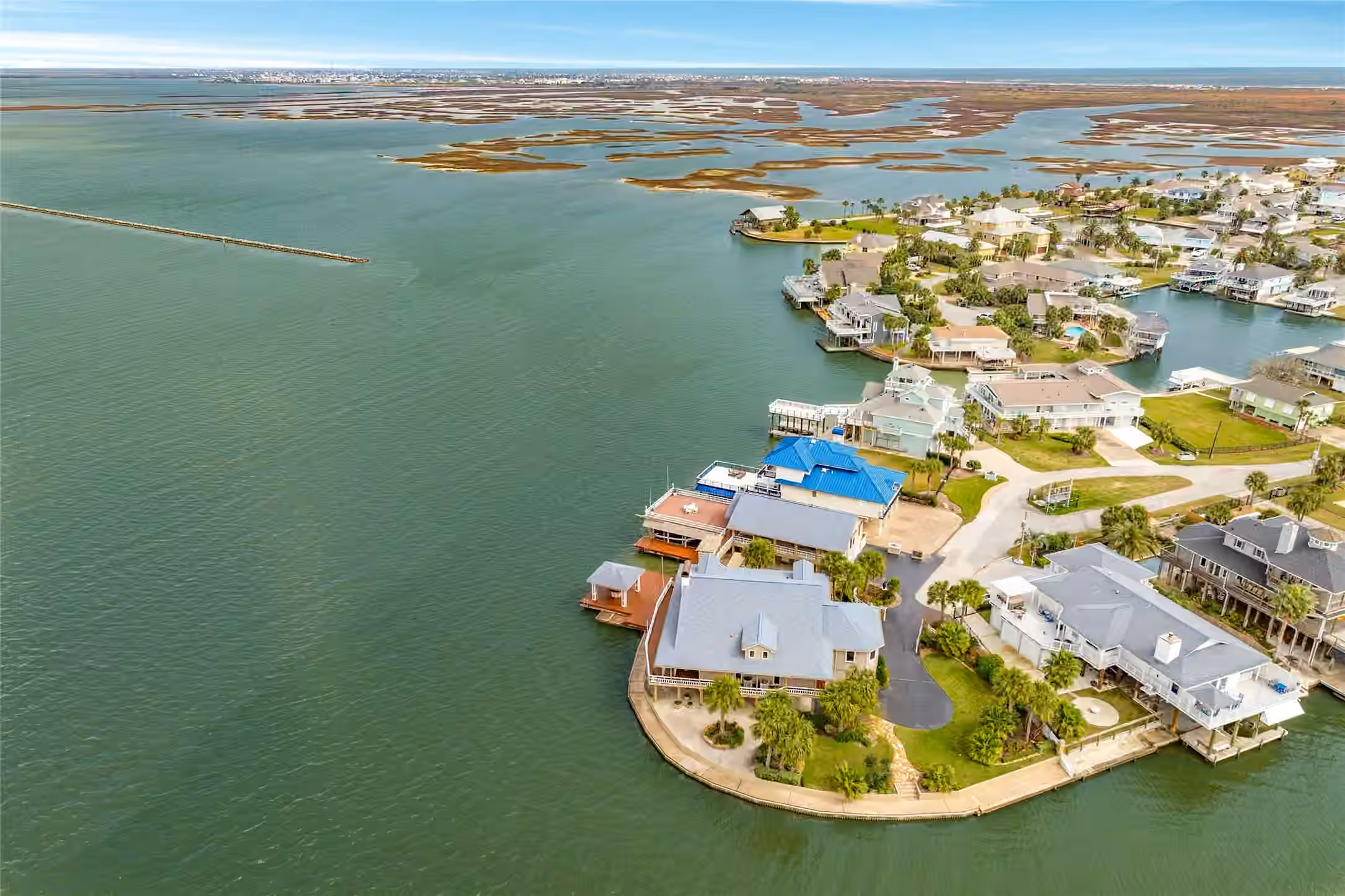 Photo 5 of 4107 W Bayside Way, Jamaica Beach, TX