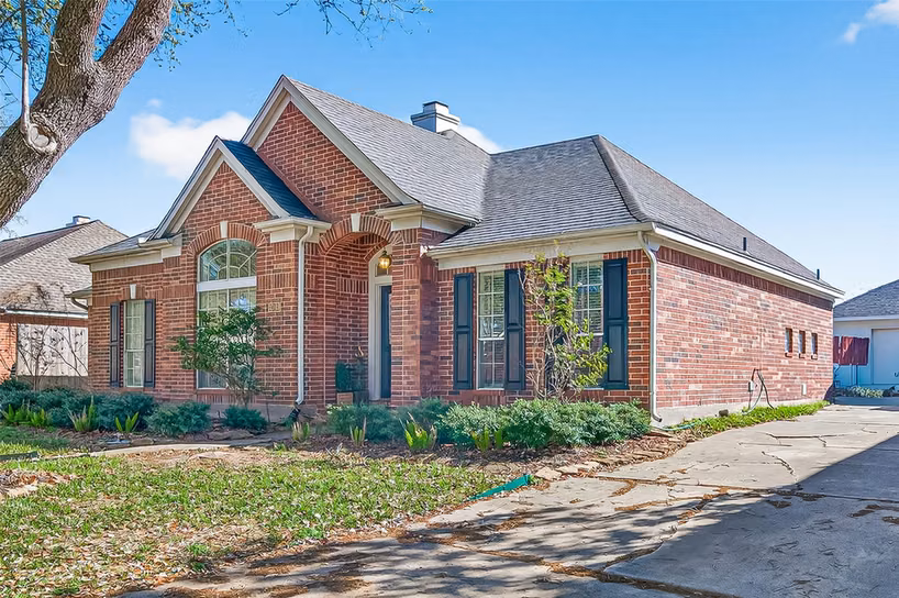 Photo 4 of 3219 Shadowleaf Drive, Houston, TX
