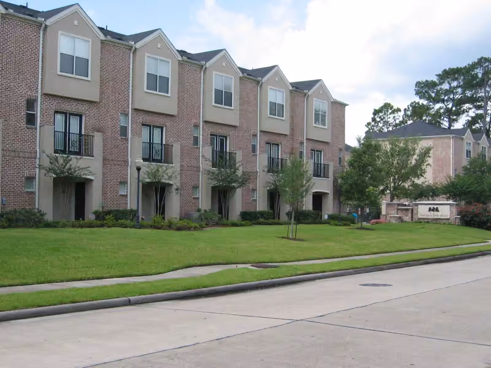 Photo 2 of 12707 Boheme Drive 506, Houston, TX