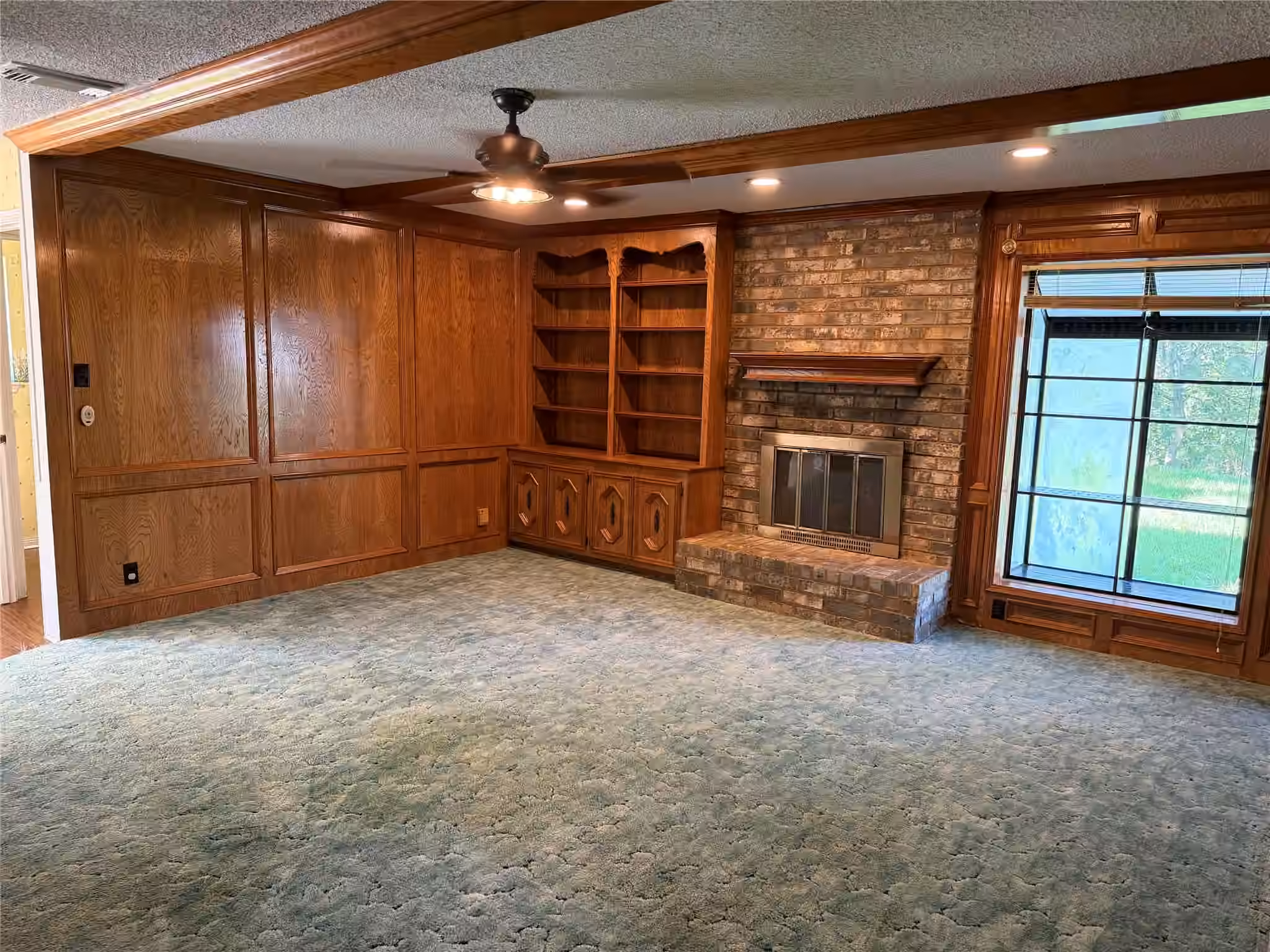 Photo 7 of 231 Huckleberry Drive, Lake Jackson, TX