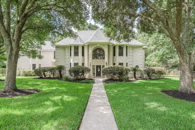 Photo 3 of 35823 Post Oak Circle, Magnolia, TX
