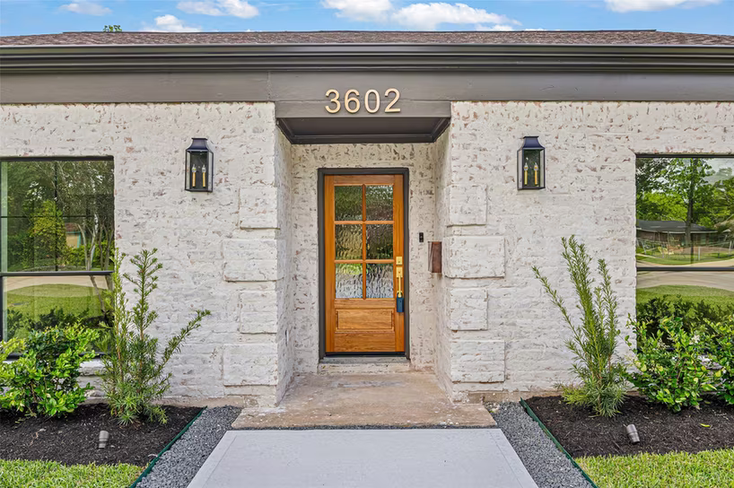 Photo 4 of 3602 Mona Lee Lane, Houston, TX
