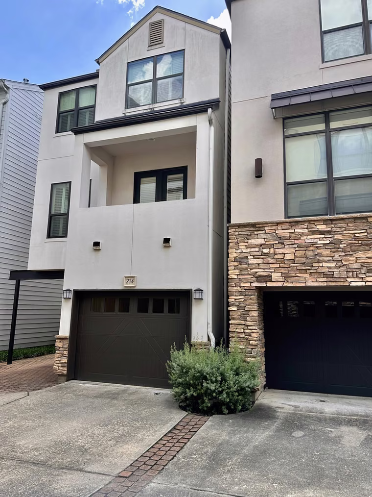Photo 2 of 214 Detering Street, Houston, TX