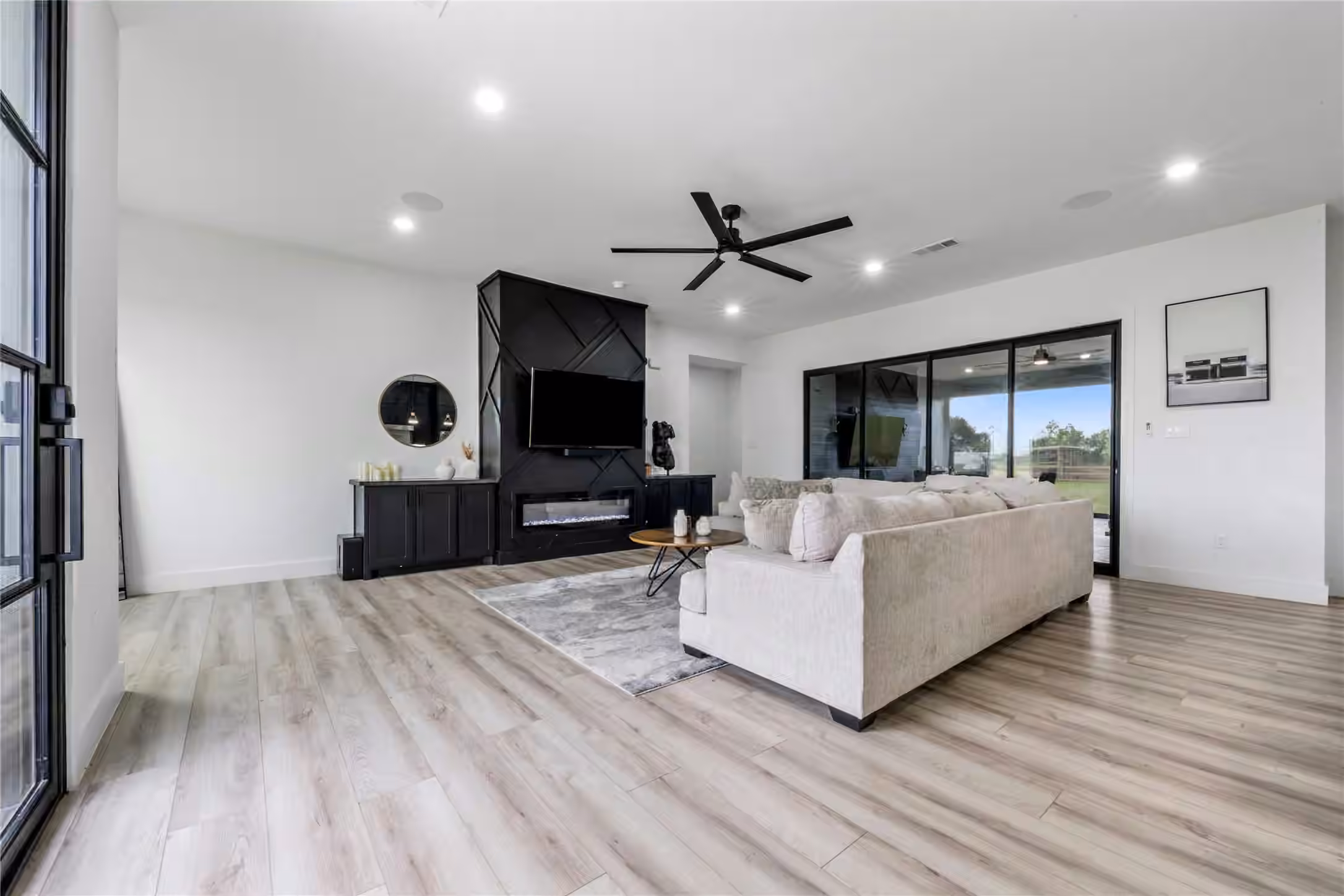 Photo 6 of 5119 Sophie Slanksy Way, Sealy, TX