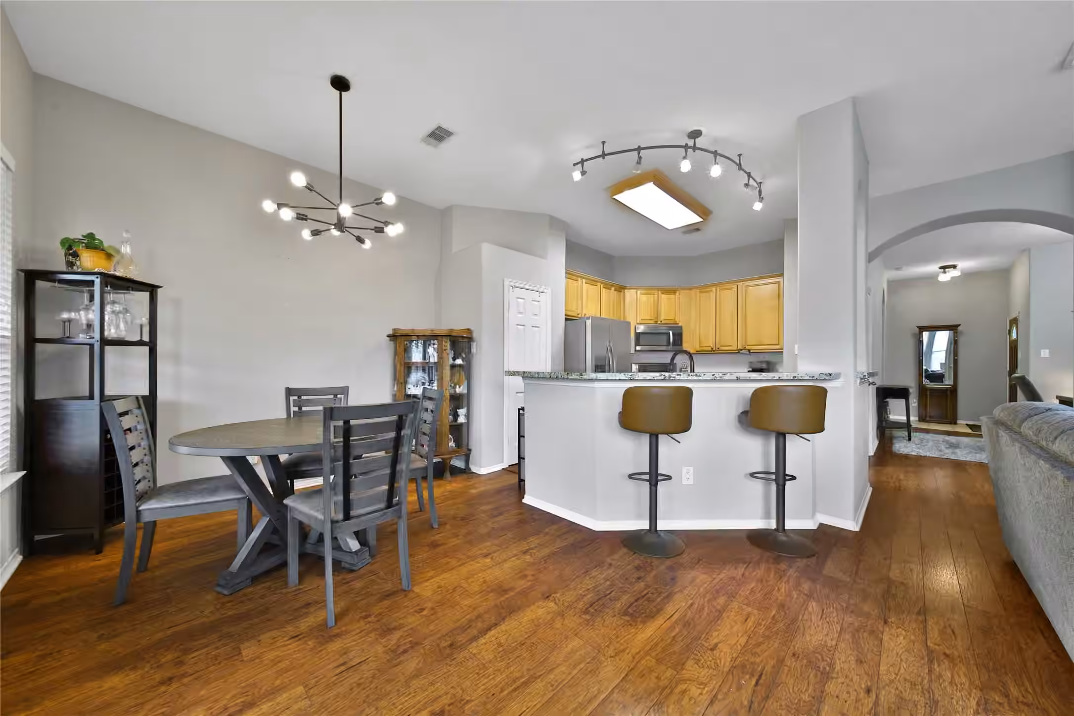 Photo 5 of 2227 Valley View Crossing, Conroe, TX