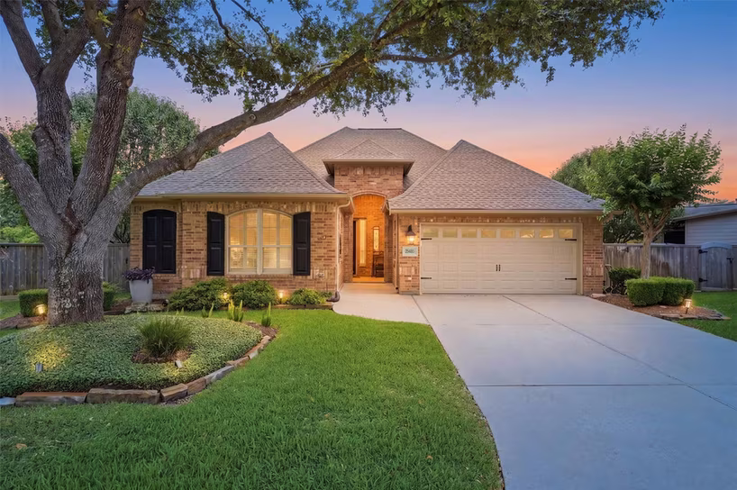 Photo 2 of 25485 Vinechase Drive, Porter, TX