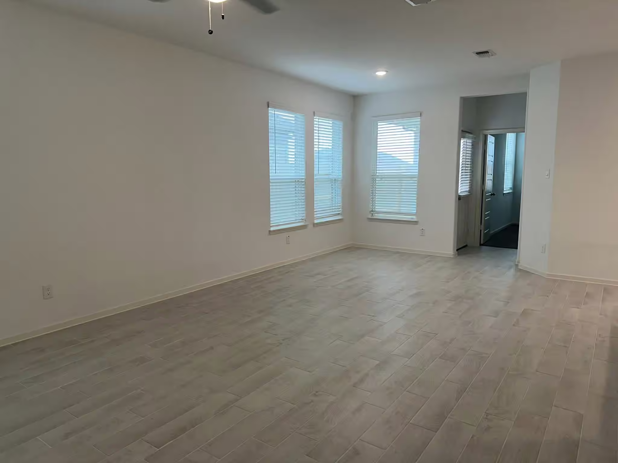 Photo 7 of 13330 Prado Ridge Lane, Iowa Colony, TX