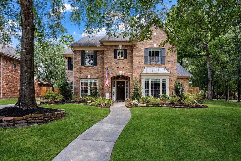 Photo of 3218 S Woodstream Way, Kingwood, TX