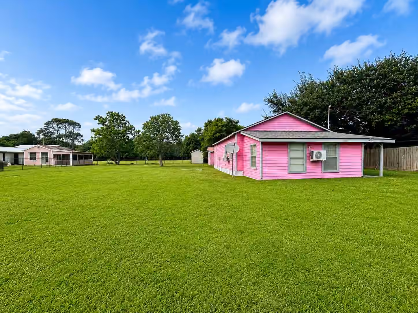 Photo 2 of 203 Mcneir Street, Anahuac, TX