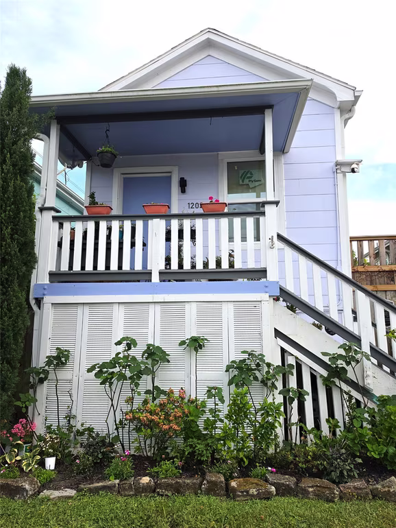 Photo of 1203 Avenue L, Galveston, TX