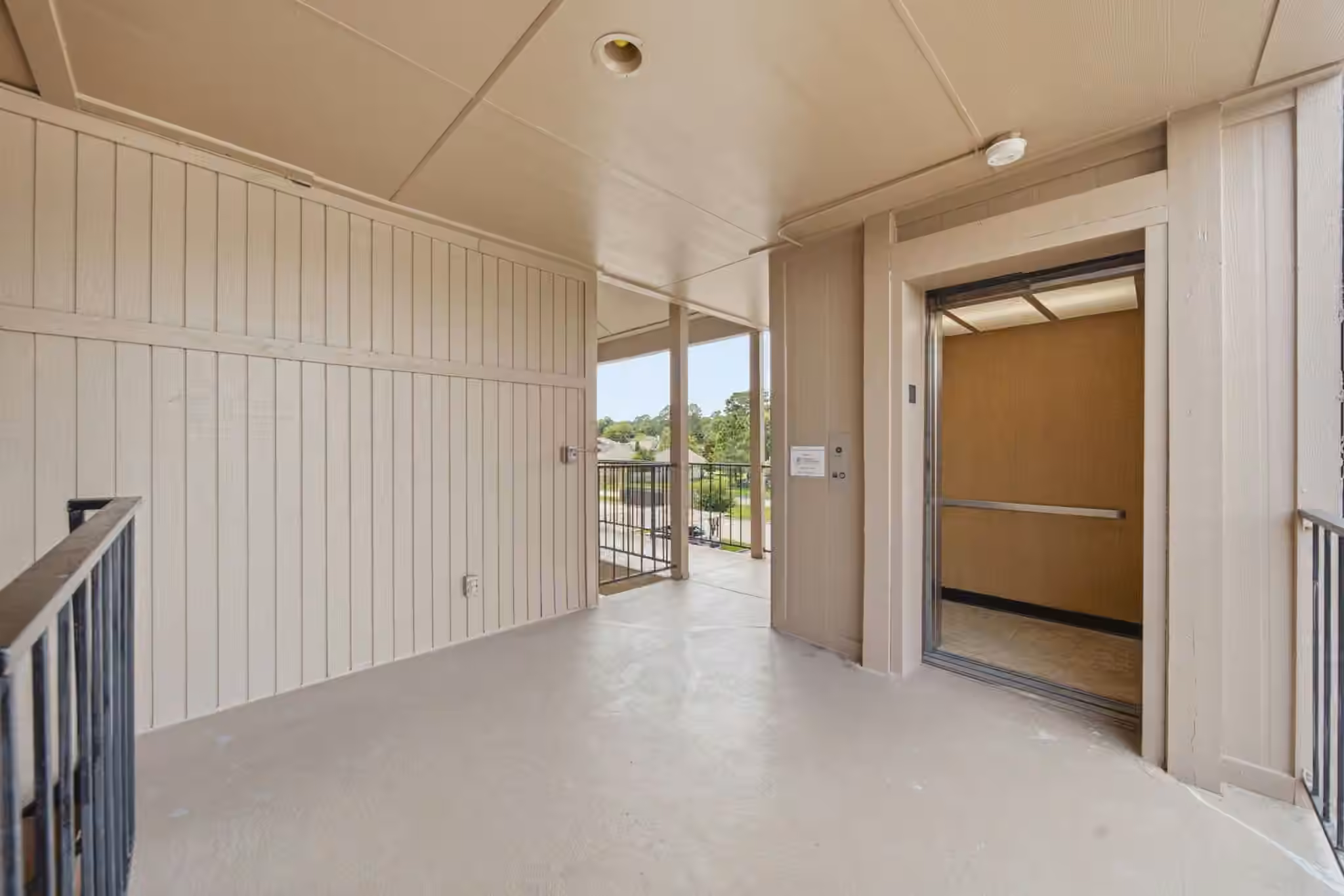 Photo 5 of 15575 Marina Drive 317C, Conroe, TX
